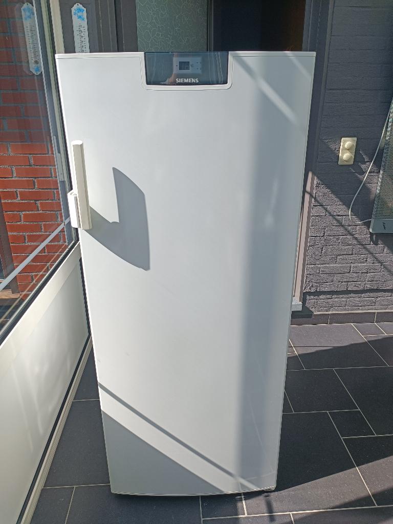 Diepvries Siemens gratis af te halen, Elektronische apparatuur, Ophalen, Gebruikt, Vrijstaand, Vrieskast