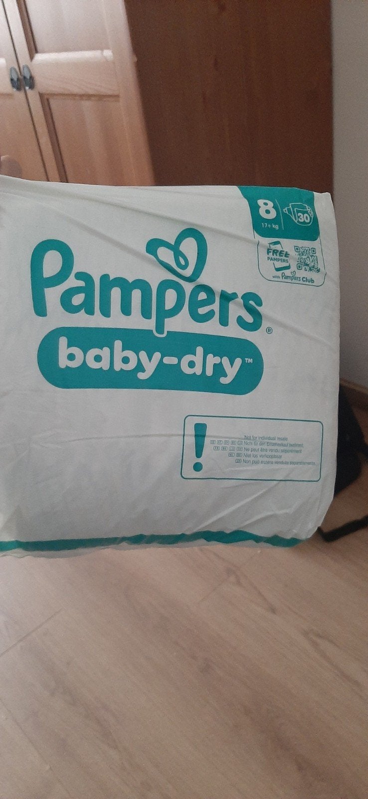 pampers taille 8, Enlèvement