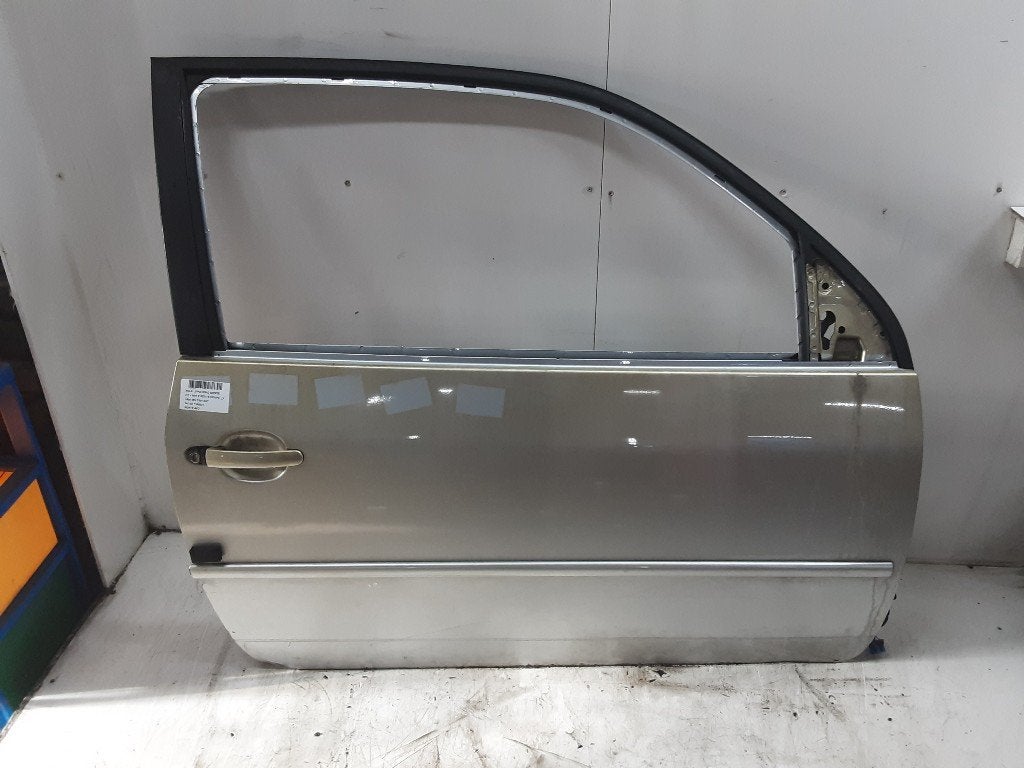 PORTIER RECHTS VOOR Volkswagen Lupo (6X1) (01-1998/05-2005), Gebruikt, Mevr. I. Hauben, Rue de l'Espoir 34 34
4030  GRIVEGNÉE, BE