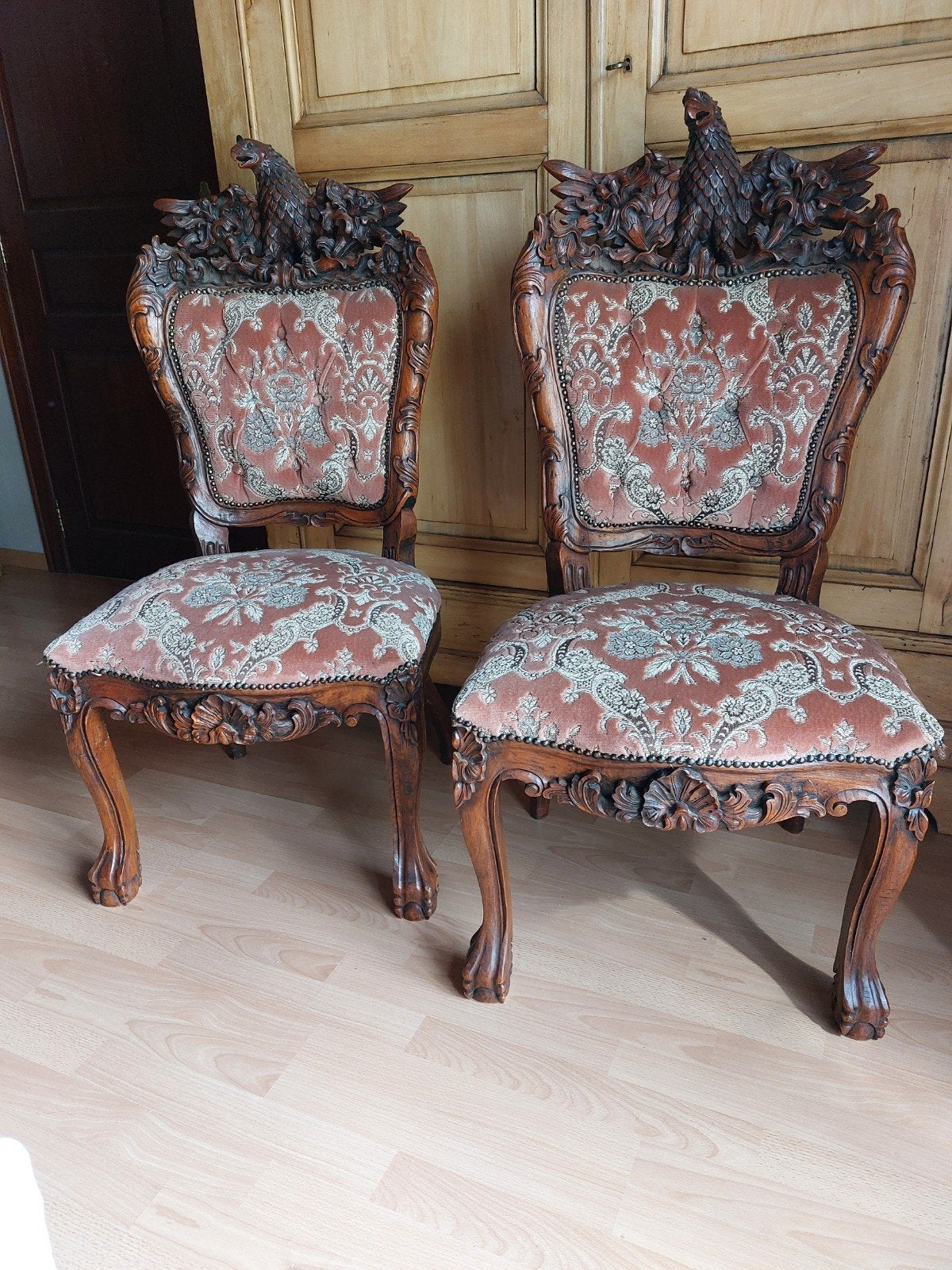 oude zeer mooie stoelen, Ophalen