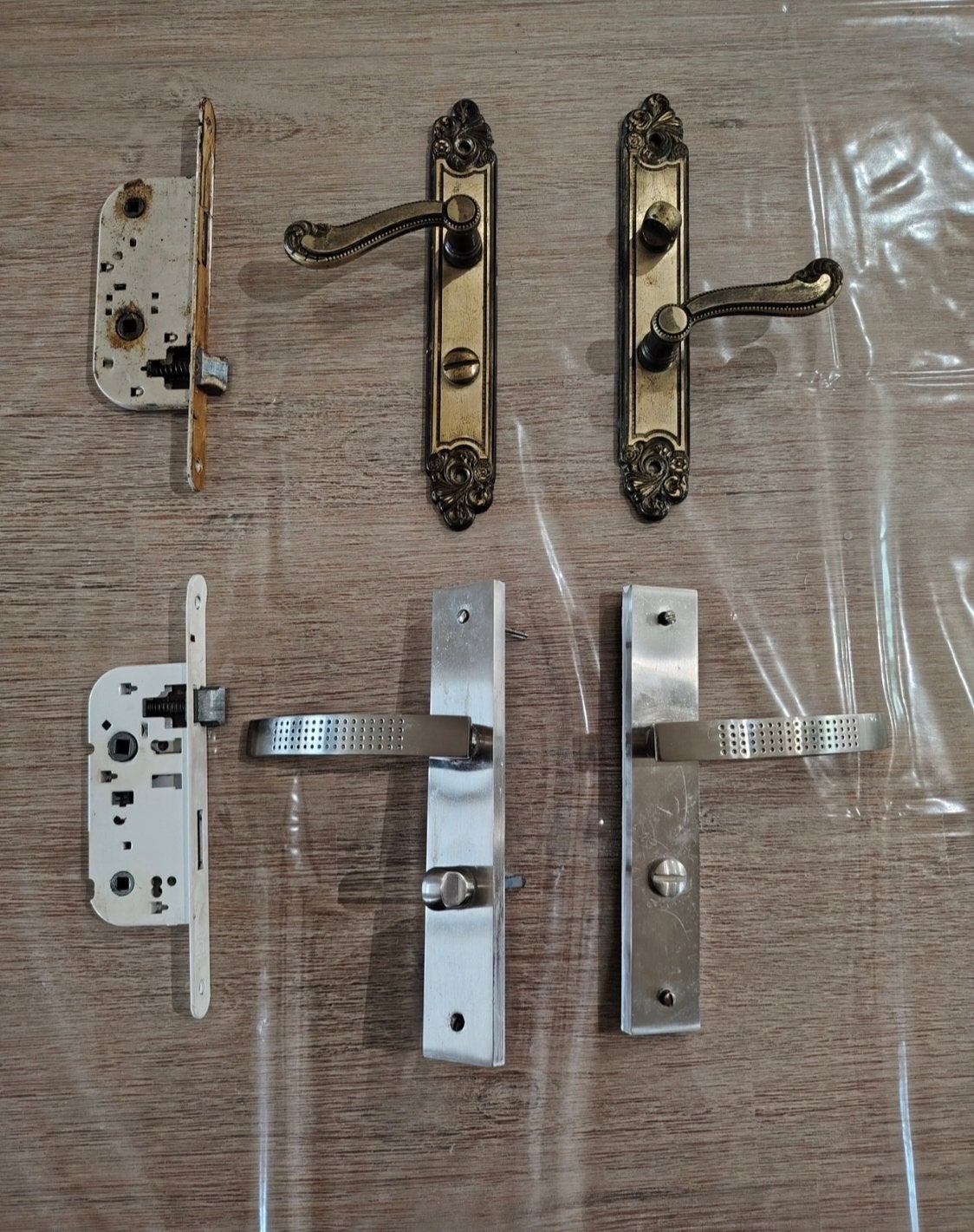 ensemble complet de poignées de porte avec serrures, idéal p, Enlèvement, Comme neuf, Chrome
