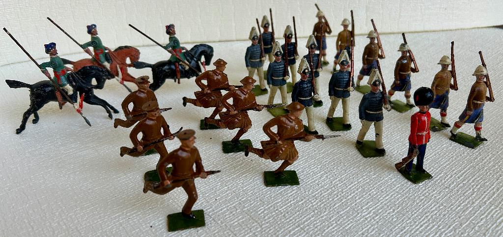 Antieke Britains loodsoldaatjes lot – Made in England, Verzamelen, Ophalen, Landmacht, Miniatuur of Beeldje