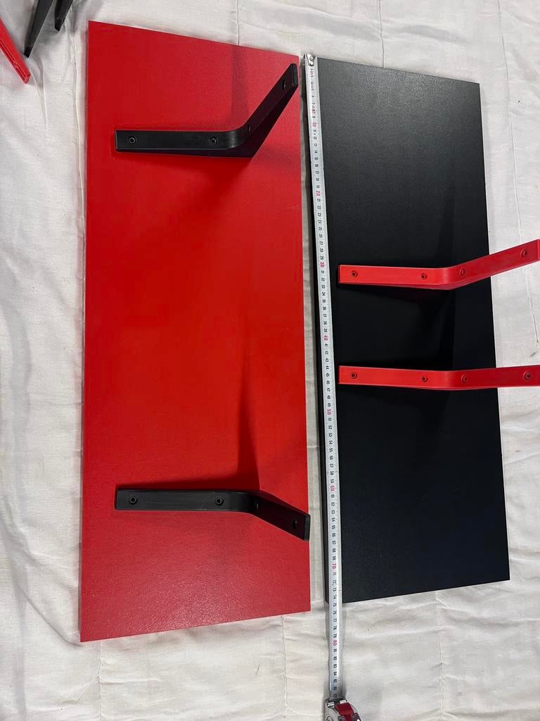 Boorden  rood en zwart 75cm/ 28 cm, Ophalen, Gebruikt