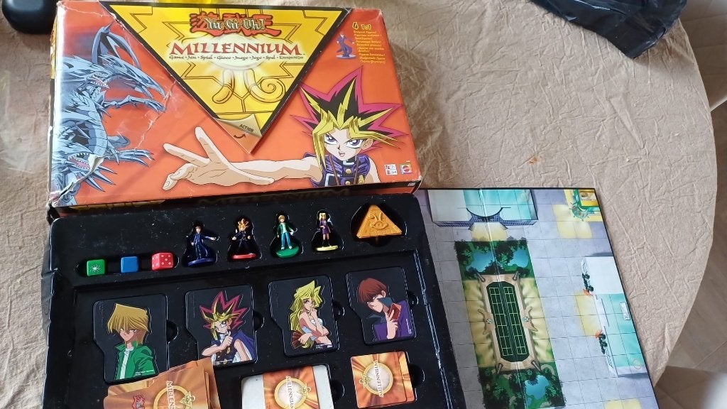 Jeu Yu-Gi-Oh Millenium vintage rare YuGiOh, 1 ou 2 joueurs, Enlèvement ou Envoi, Neuf