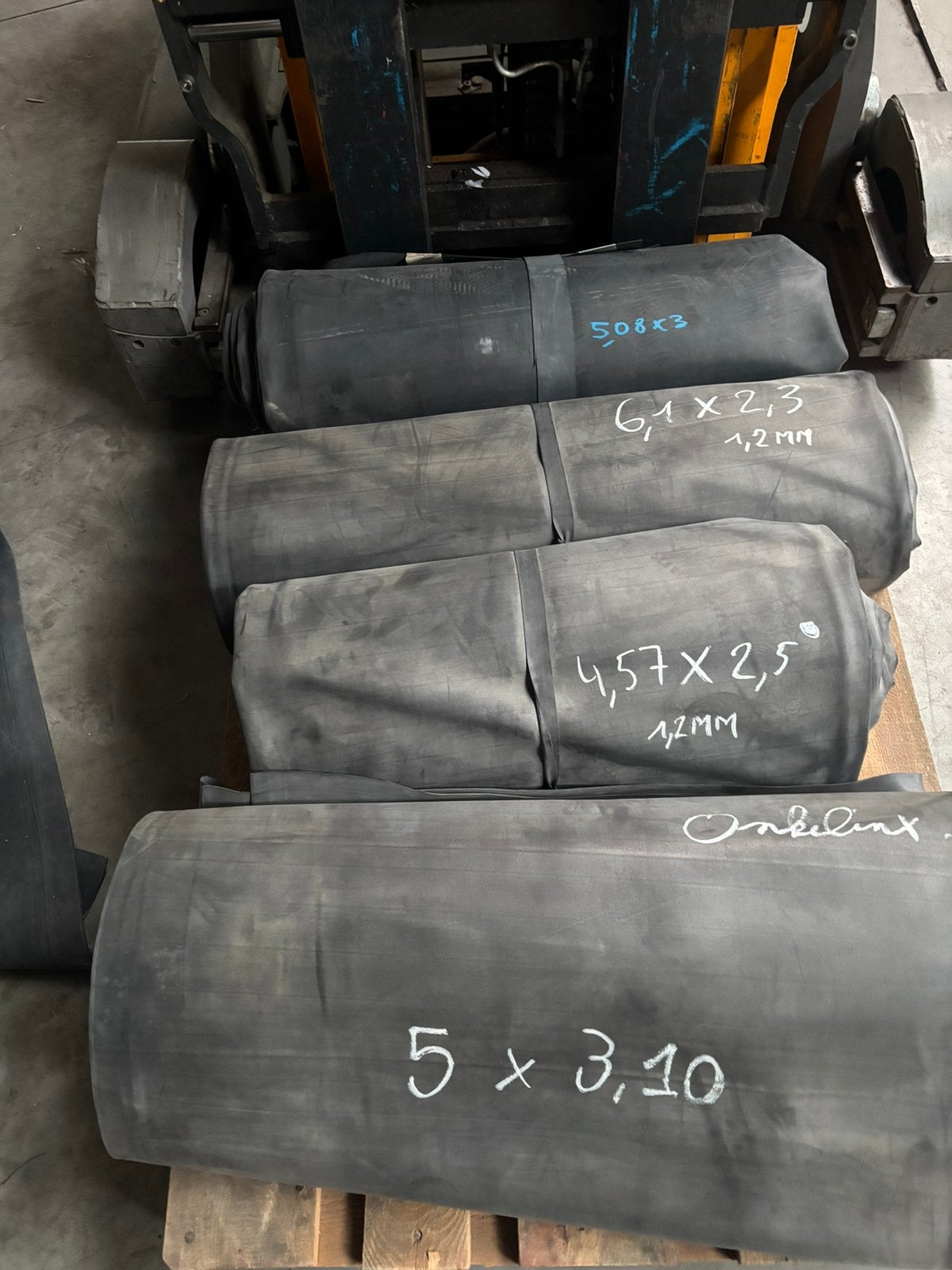 Reststukken epdm stock sale, Ophalen