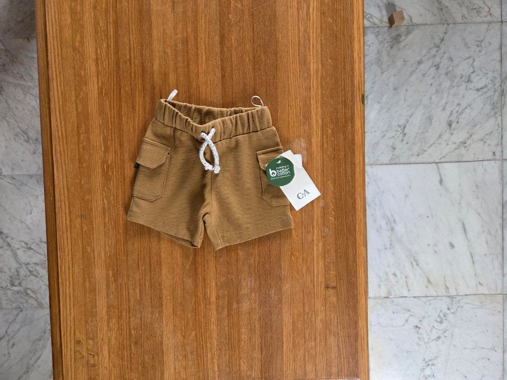 Korte broek - maat 74 - Nog nieuw!, Ophalen, C&A, Broekje, Nieuw