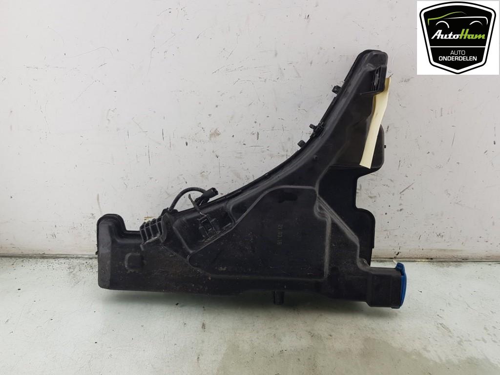 RUITENSPROEIERRESERVOIR VOOR Audi A4 Avant (B9), Gebruikt, Audi