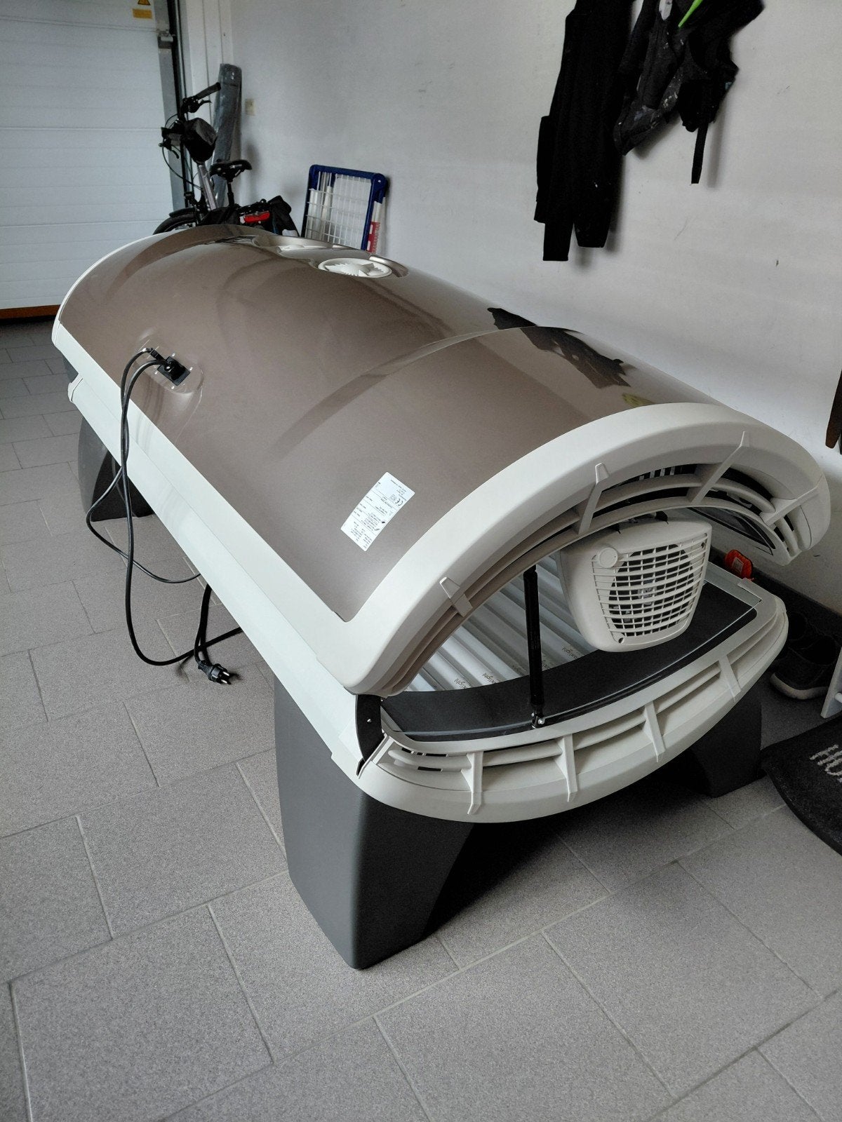 Zonnebank HAPRO, Ophalen, Zo goed als nieuw