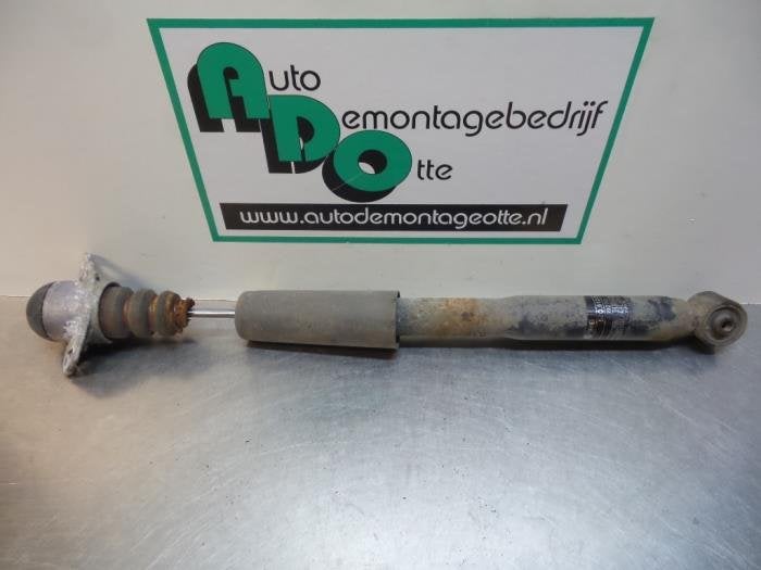 Amortisseur arrière gauche d'un Volkswagen Fox (Fox 05-), Volkswagen, -, 3 mois de garantie, Utilisé