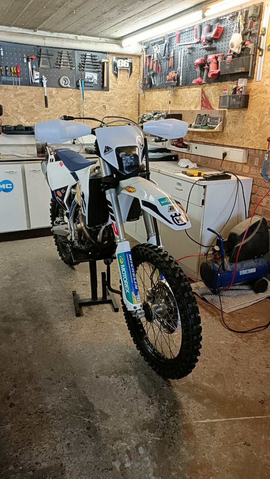 Enduro Husqvarna fe 250, Motoren, 250 cc, Occasion, Particulier, Enduro