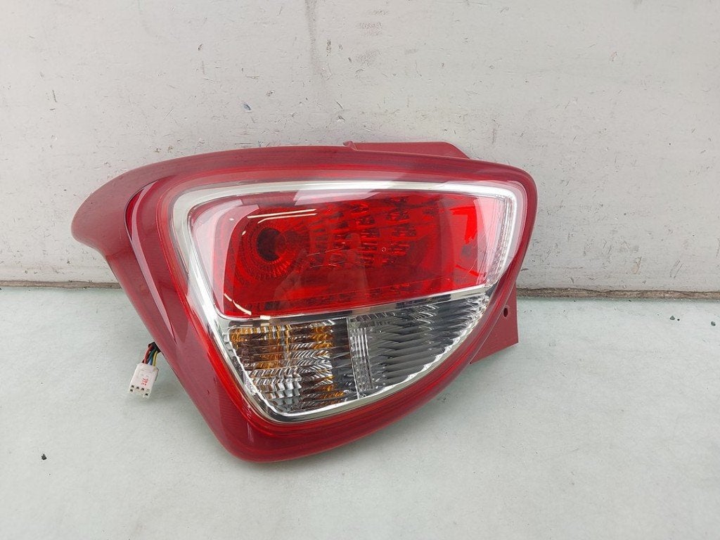 ACHTERLICHT LINKS Hyundai i10 (B5) (|92401B9000|), Hyundai Motor Deutschland GmbH, Gebruikt, Kaiserleipromenade 5
63067  Offenbach am Main, DE