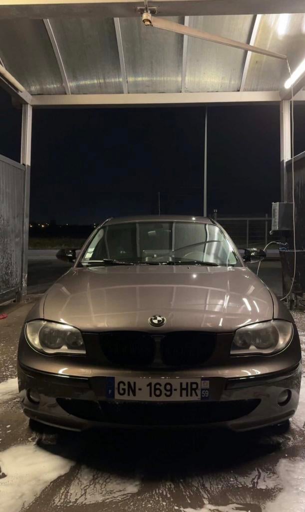 Bmw 118d, Autos, Cuir, Boîte manuelle, Noir, 5 portes