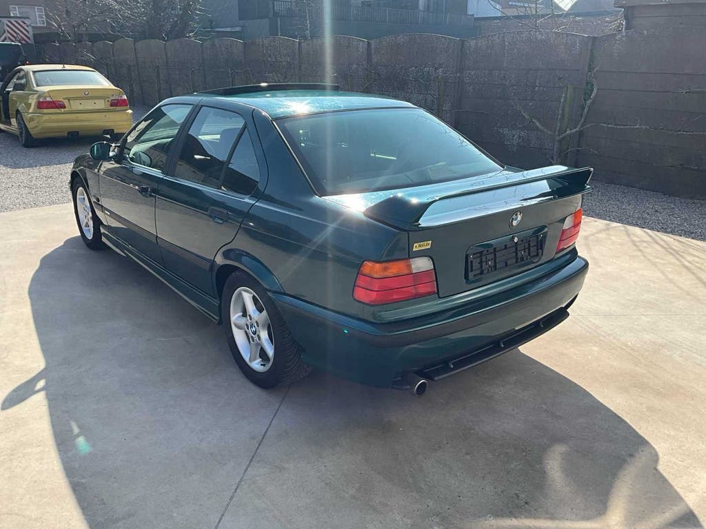 BMW 318 IS Procar Oldtimer, foto 3