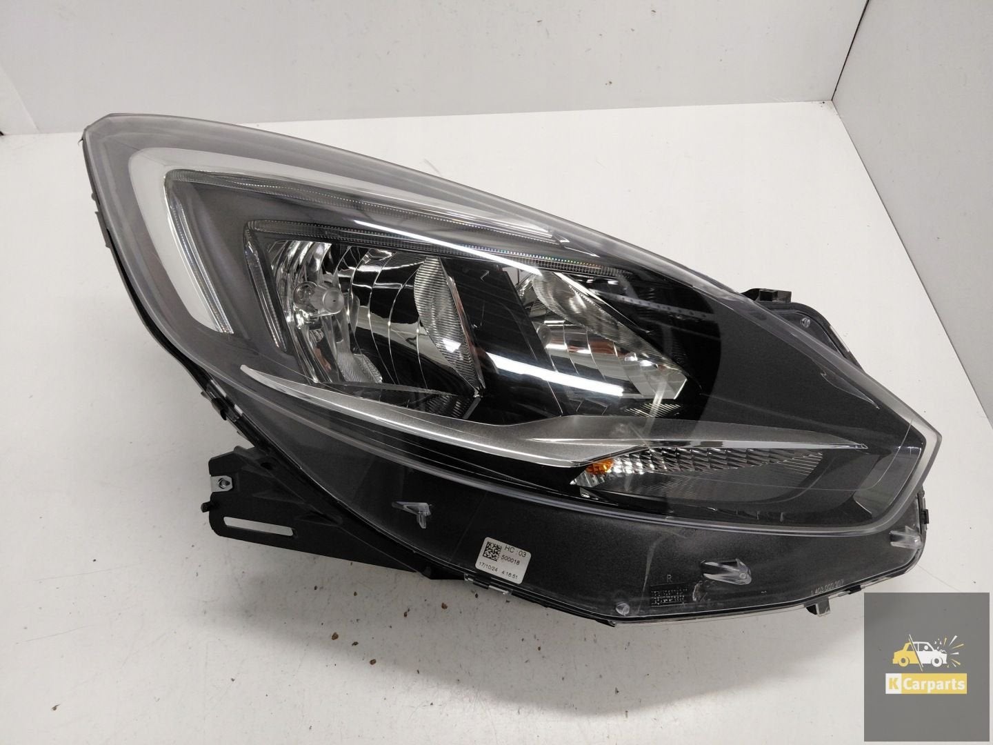 39050527, Opel Zafira C Lift Gewoon Met Led Lamp Rechts Perf, Gebruikt, Opel Automobile GmbH, Kontakt@opel-infoservice.de, Opel