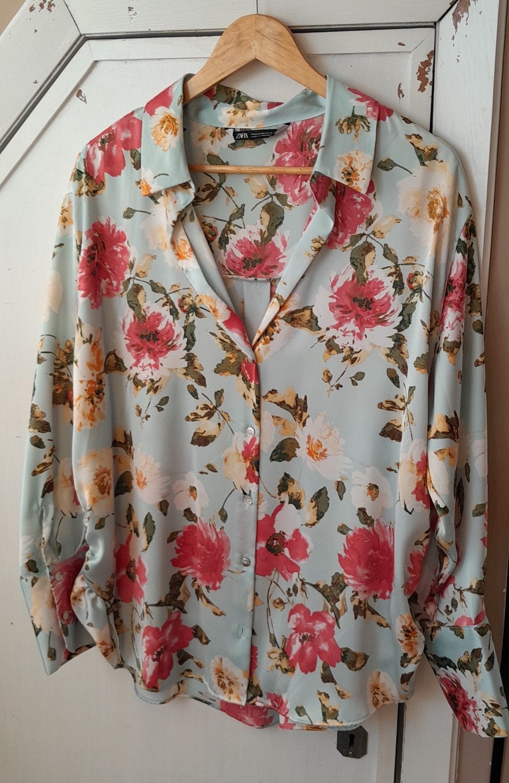 Prachtige blouse met rozen X.L Zara., Zara., Ophalen of Verzenden, Zo goed als nieuw, Maat 42/44 (L)