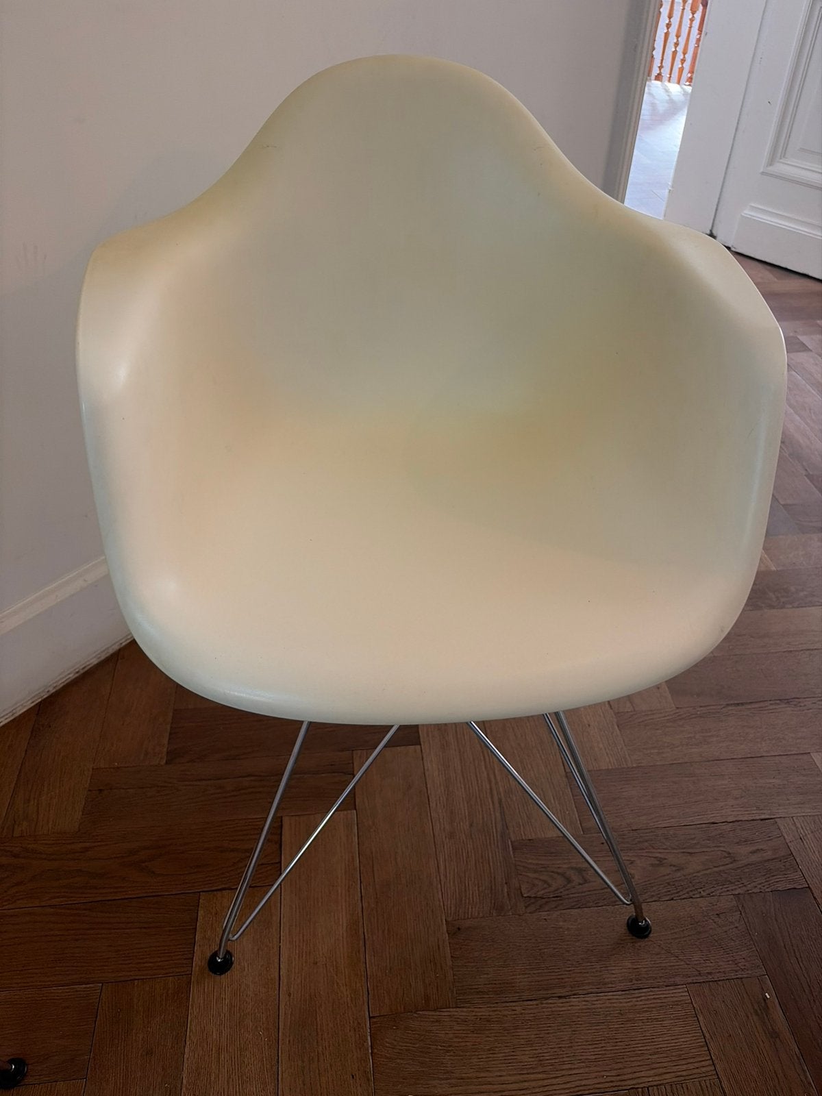 Eames stoelen, 6 stuks, originele Vitra, Huis en Inrichting, Ophalen, Kunststof, Wit, Zo goed als nieuw
