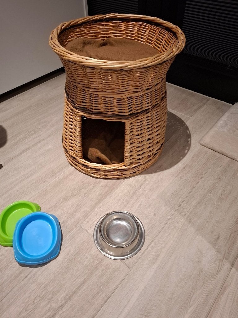 Kattentoren, Dieren en Toebehoren, Ophalen, Zo goed als nieuw