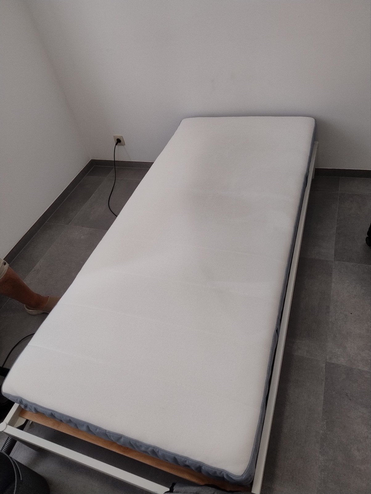 Matelas IKEA 1 personne en parfait état, Enlèvement, Sommier