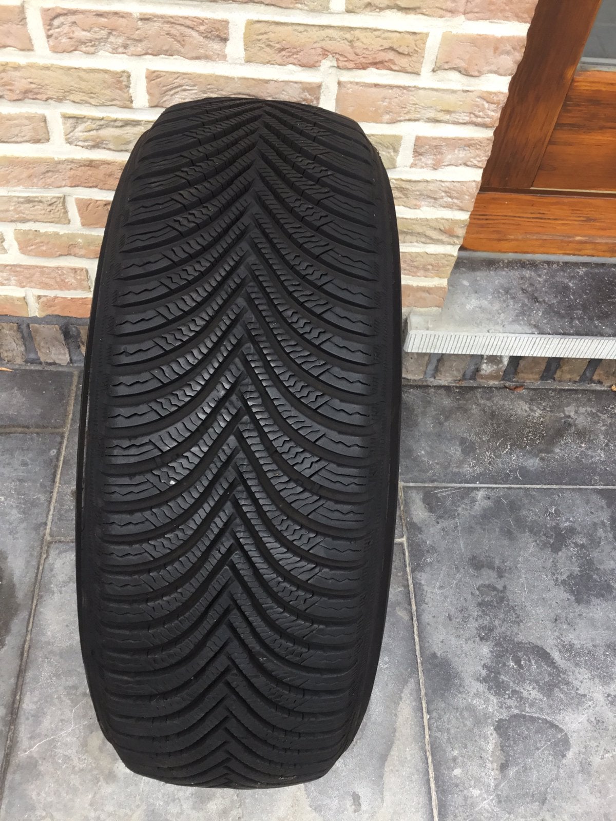 Michelin winterband alpin 5 maat 205/60/16 92T, Ophalen, Gebruikt, 16 inch, Band(en)