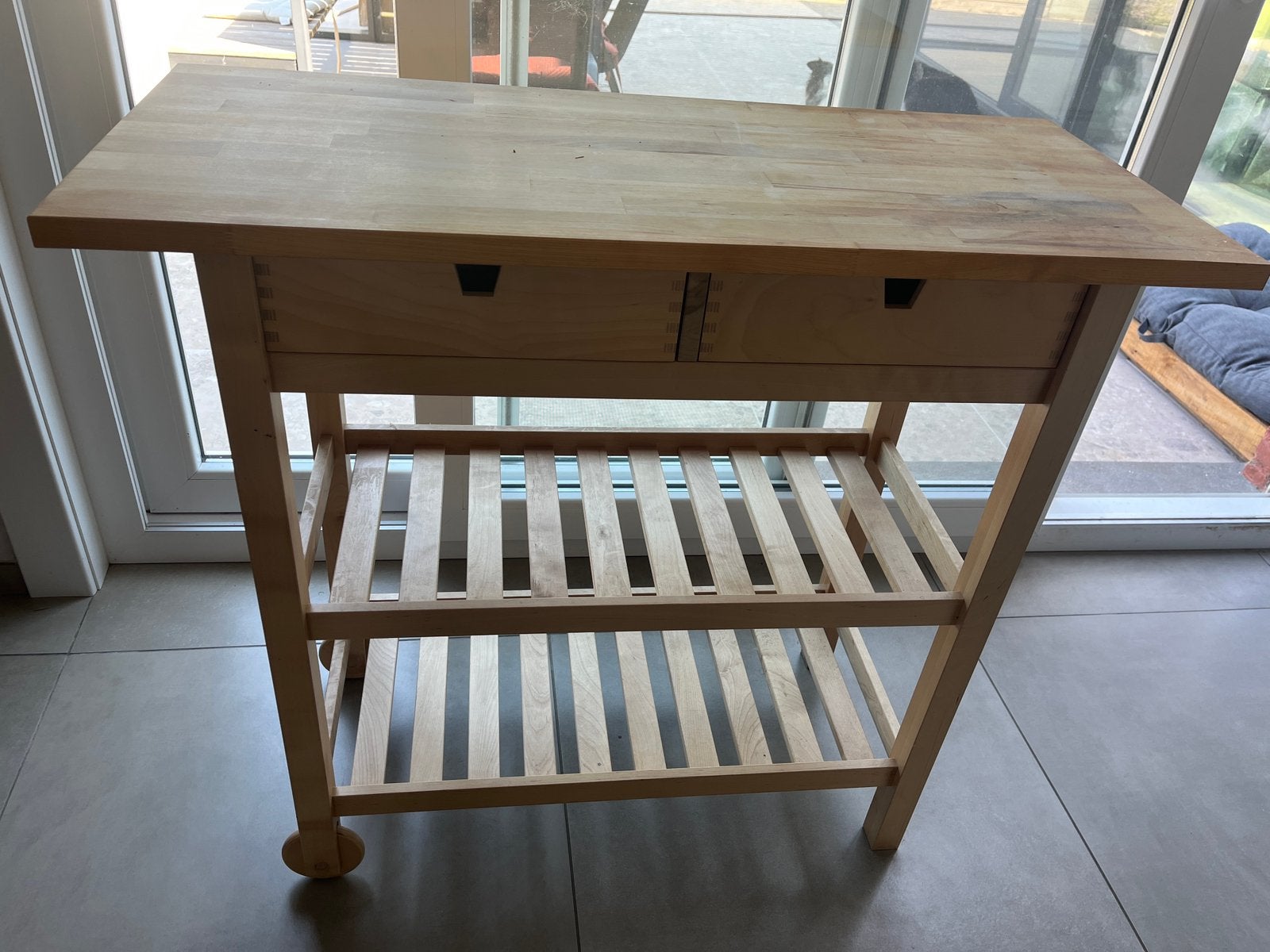 Bijzettafel ikea FÖRHÖJA roltafel, Ophalen, Zo goed als nieuw