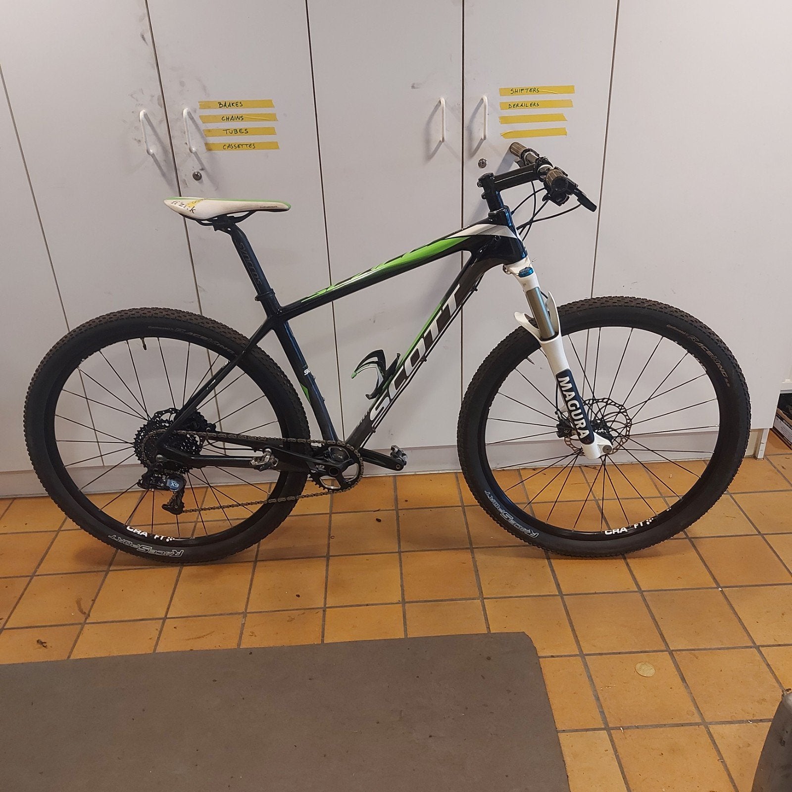 SCOTT Scale 920 mountainbike, Fietsen en Brommers, Fietsen | Mountainbikes en ATB, El Laboristo, Fully, 45 tot 49 cm, Tomas@el-laboristo.org