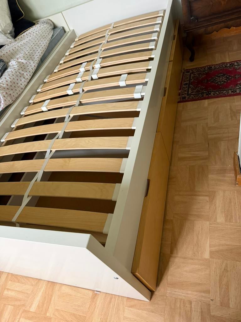Ikea bedden, Huis en Inrichting, Ophalen, Zo goed als nieuw