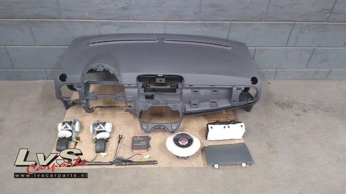Kit airbag + tableau de bord d'un Fiat 500, -, 3 mois de garantie, Utilisé, Fiat