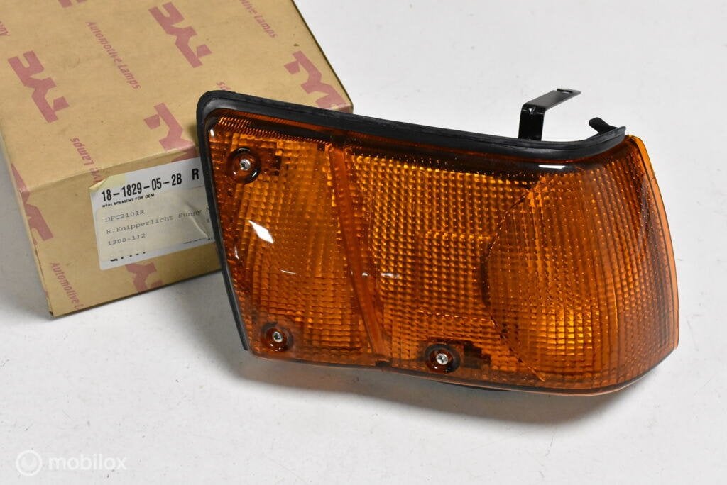 NOS Knipperlicht rechtsvoor Nissan Sunny ('87-'91), Nieuw, Ophalen of Verzenden, Nissan, Nissan
