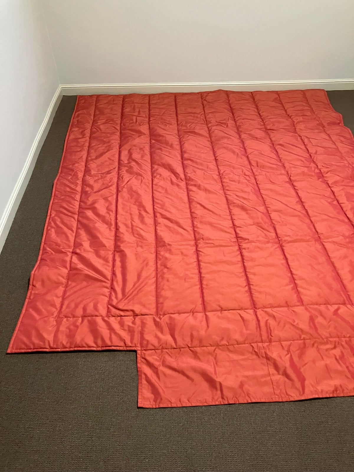 Bedsprei /dekbed, Ophalen, Zo goed als nieuw, Rood, Wasbaar