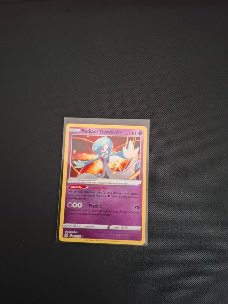 Radient Gardevoir Pokemon kaart, Hobby en Vrije tijd, Verzamelkaartspellen | Magic the Gathering, Ophalen of Verzenden