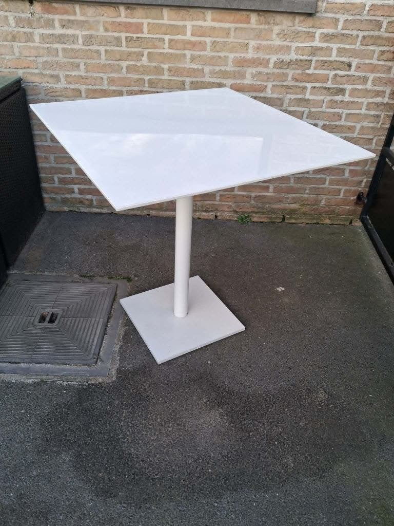 zware witte tafel of kaarttafel 80 op 80 cm, Tuin en Terras, Ophalen, Gebruikt