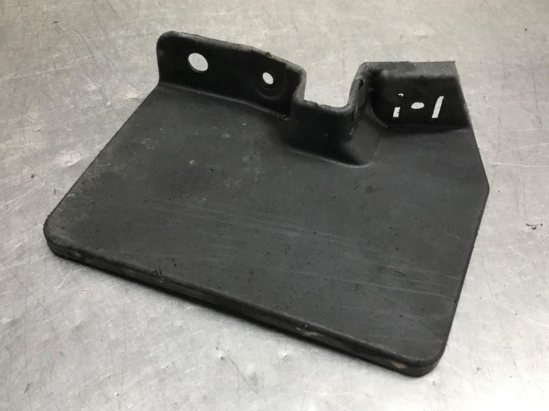 SUPPORT PARE-CHOCS ARRIÈRE DROIT iX35 (LM) (|868642S000|), Utilisé, Hyundai