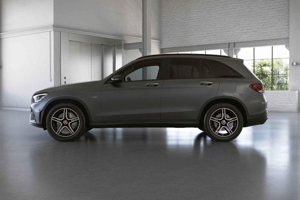 Mercedes-Benz GLC 300 de 4MATIC | Night Pack | Panoramisch D, Argent ou Gris, 306 ch, 2000 kg, Hybride Électrique/Diesel