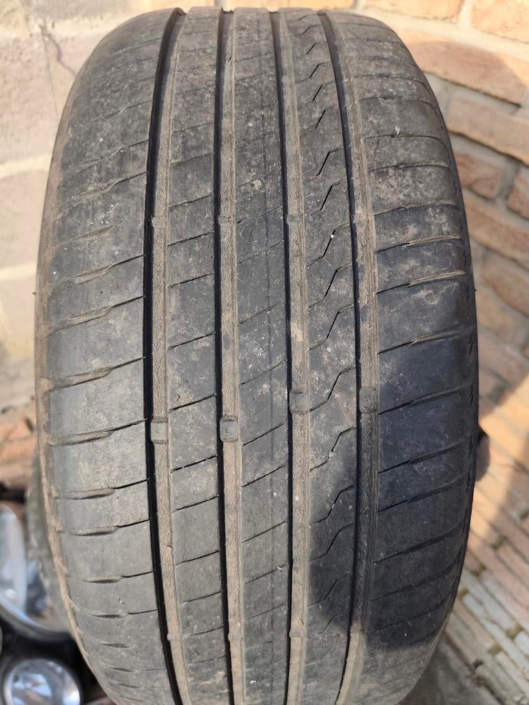 Pneu 225/55R16 Firestone.20e pour les quatres., Enlèvement
