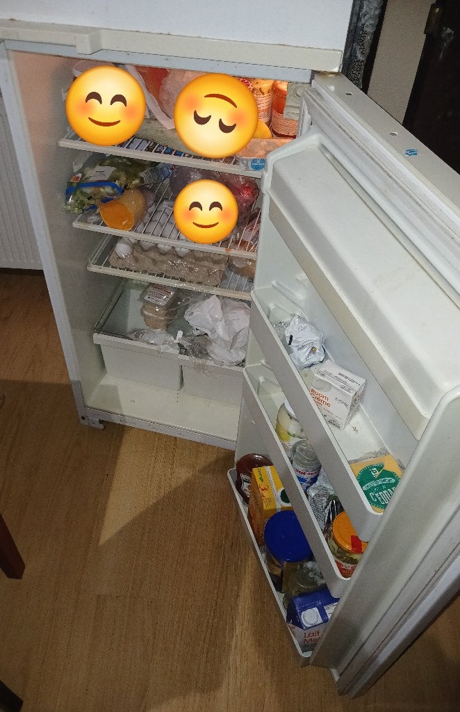 Frigo fonctionne bien, Avec compartiment congélateur, Utilisé, 45 à 60 cm, Moins de 75 litres