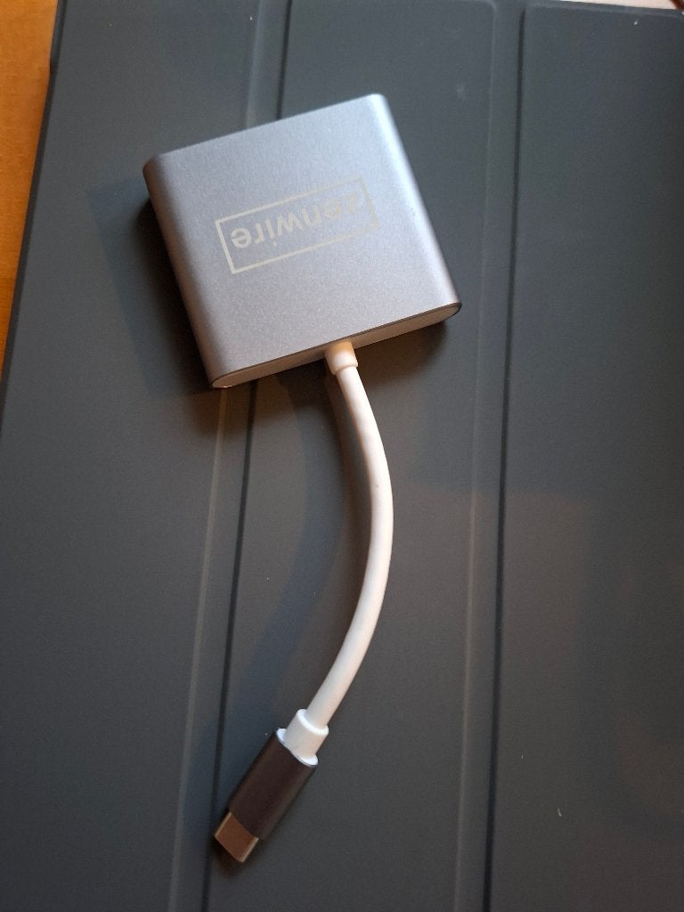 Zenwire BYL-2008N USB-C Hub 3-in-1, Ophalen, Zo goed als nieuw