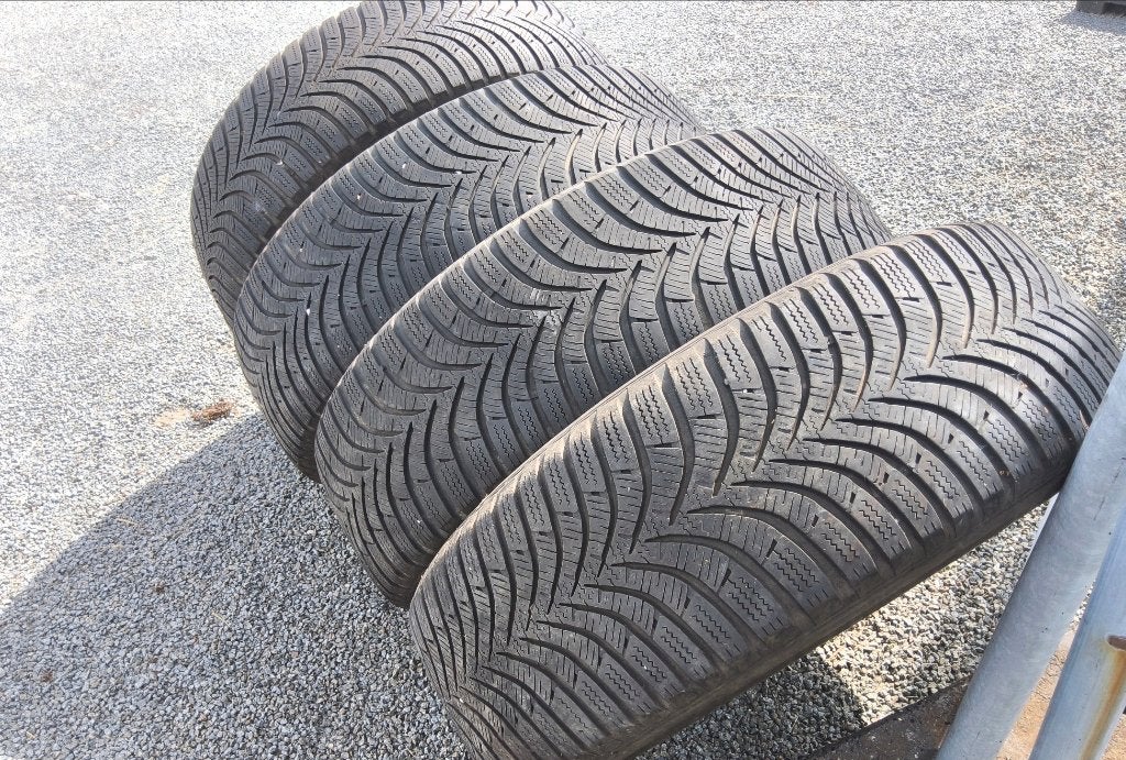 Bons pneus hiver 195/65-15 pour Kia et Hyundai, 15 pouces, Pneus et Jantes, Pneus hiver, Enlèvement