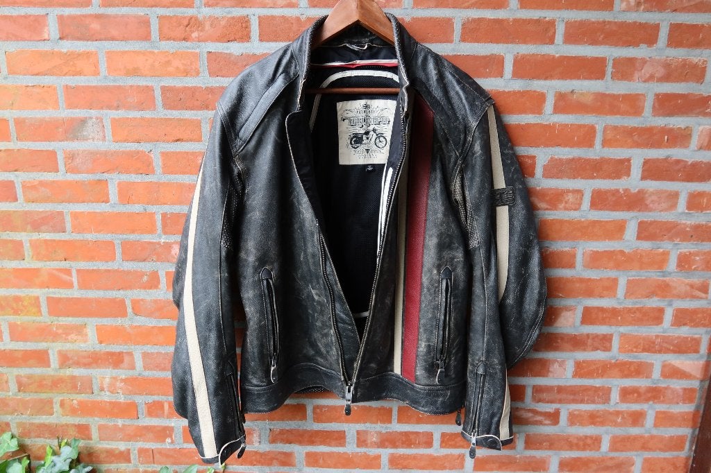 Leder motorjas Triumph raven (nieuw), Motoren, Heren, Triumph, Jas | leer, Ophalen of Verzenden