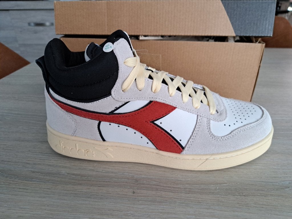 DIADORA Magic Basket demi cut suede leather(NIEUW), Ophalen, Wit, Nieuw, Sneakers