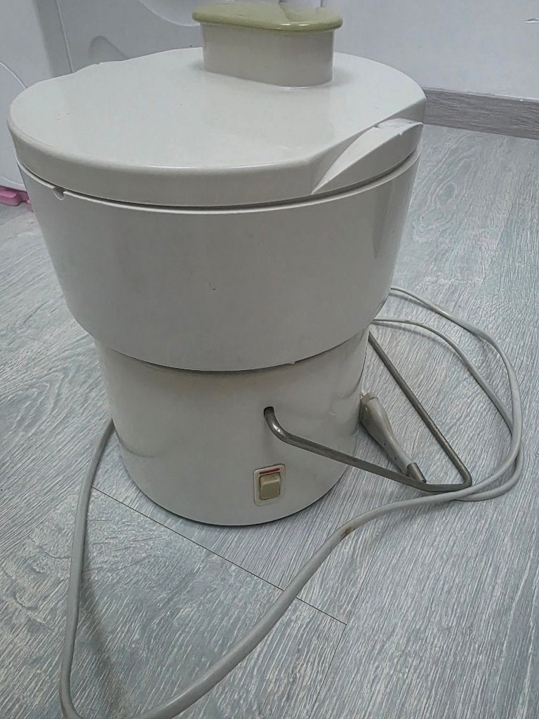 Braun sapcentrifuge, Elektronische apparatuur, Ophalen, Zo goed als nieuw, Elektrisch, Sapcentrifuge