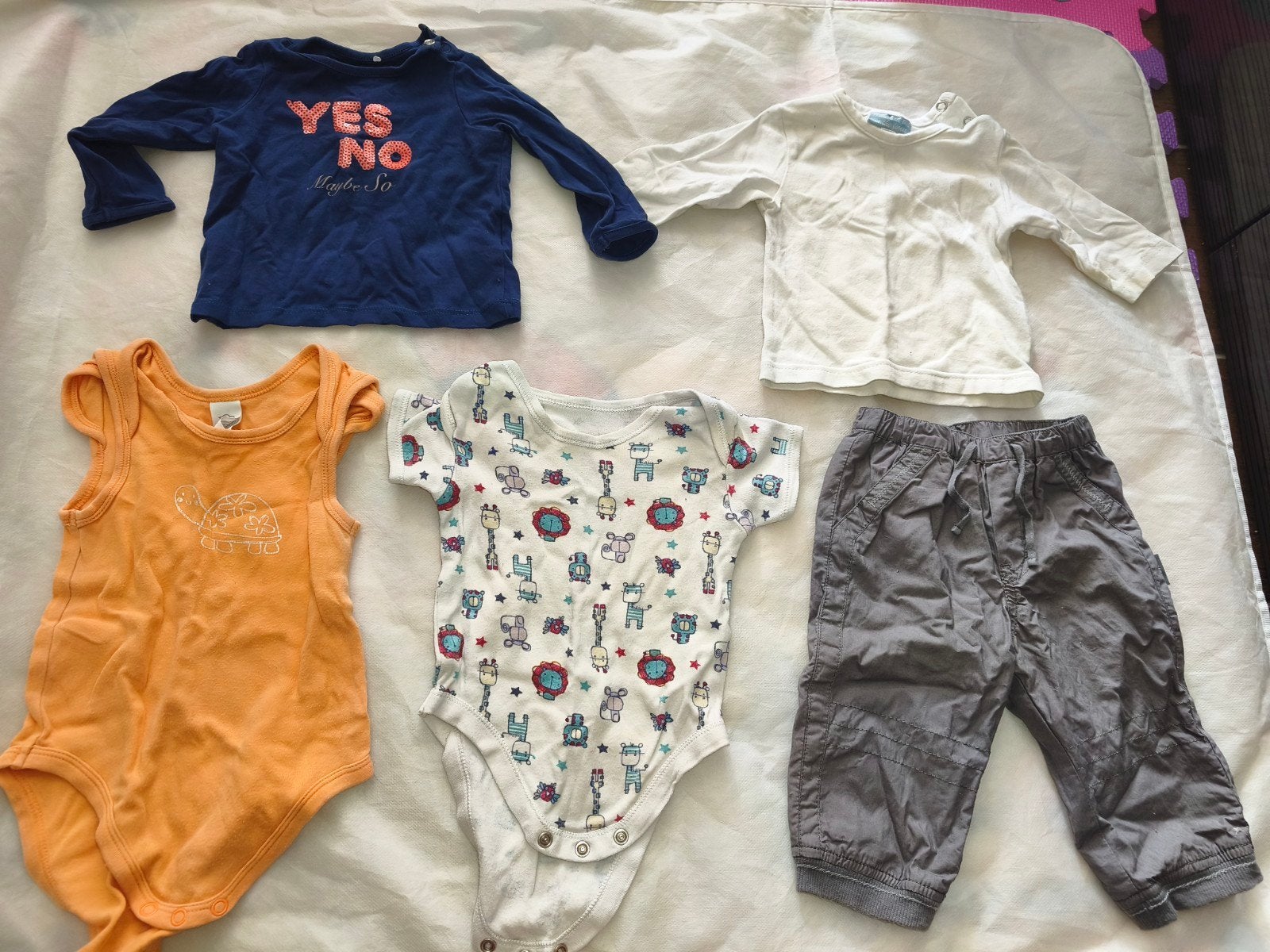 Leuke kledingset voor baby - 5 stuks - diverse maten, Ophalen