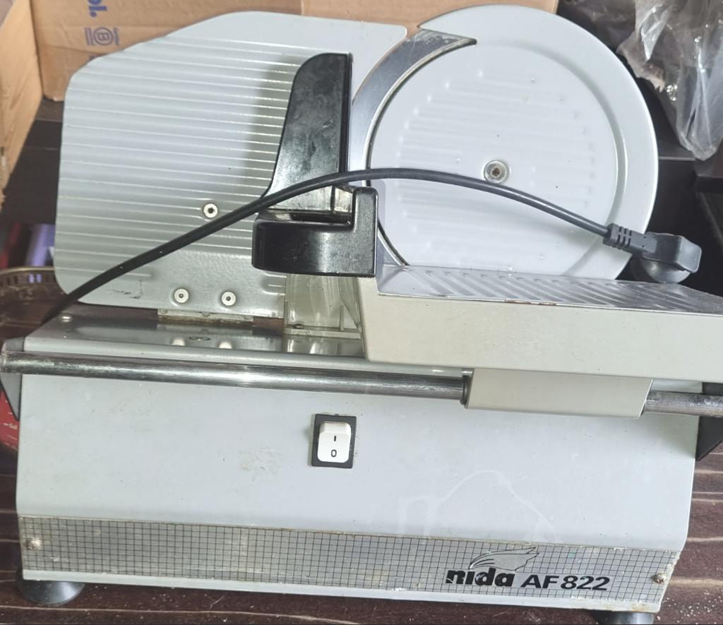 Snijmachine van Nida AF 822, Ophalen, Minder dan 50 cm, Gebruikt, Minder dan 25 cm