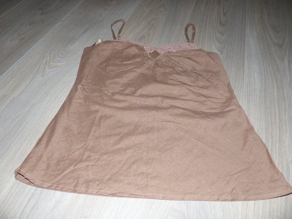 Top marron à bretelles spaghetti - petit, Vêtements | Femmes, Tops, Sans manches, Enlèvement ou Envoi, Taille 36 (S), Comme neuf