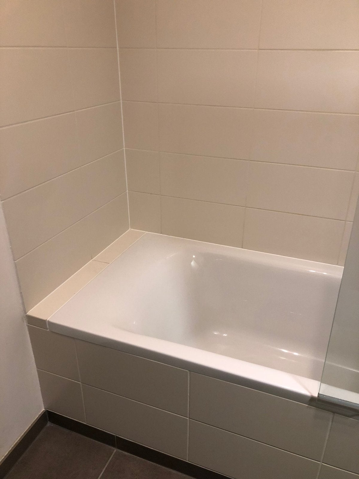 Robinet et verre pour baignoire, douche et baignoire, Maison & Meubles, Enlèvement, Comme neuf