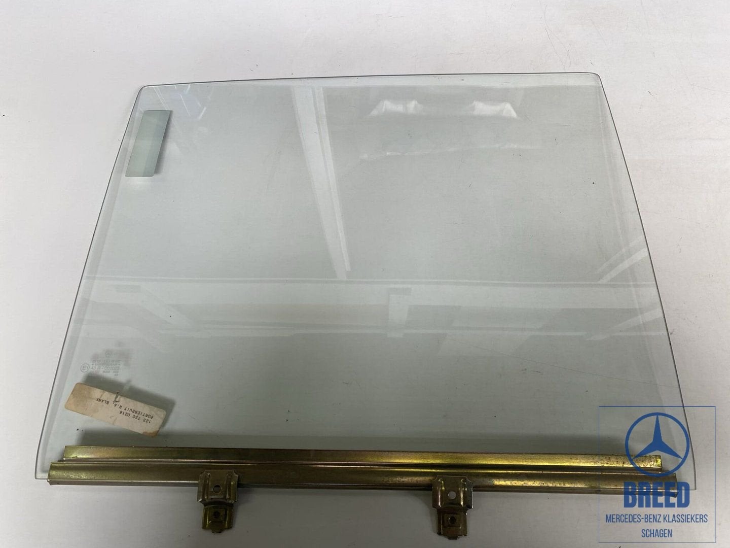 NOS zijruit rechtsachter blank voor Mercedes-Benz W123 sedan, Auto-onderdelen, Ophalen, -, Nieuw, -