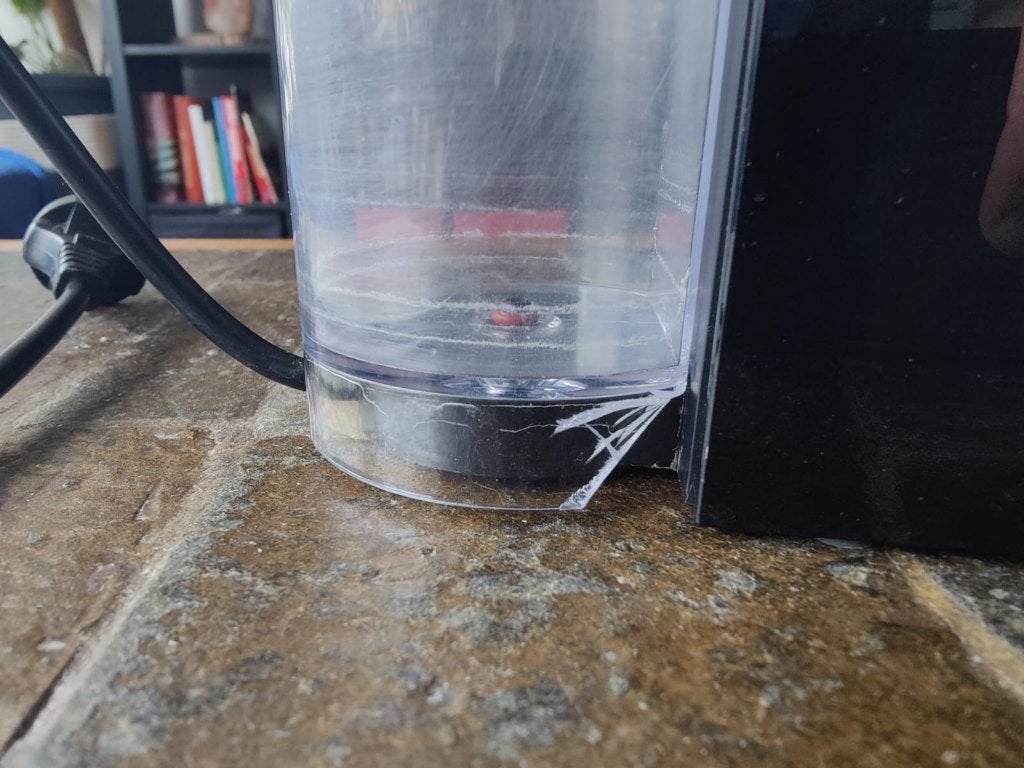 Nespresso Krups Essenza Mini, Gebruikt, Koffiemachine, Ophalen of Verzenden, Koffiepads en cups