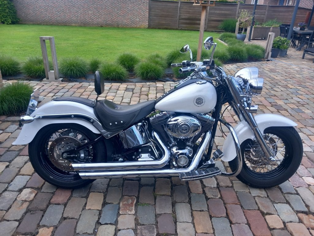 Harley Davidson, 2 cilinders, 1600 cc, Gebruikt, Particulier