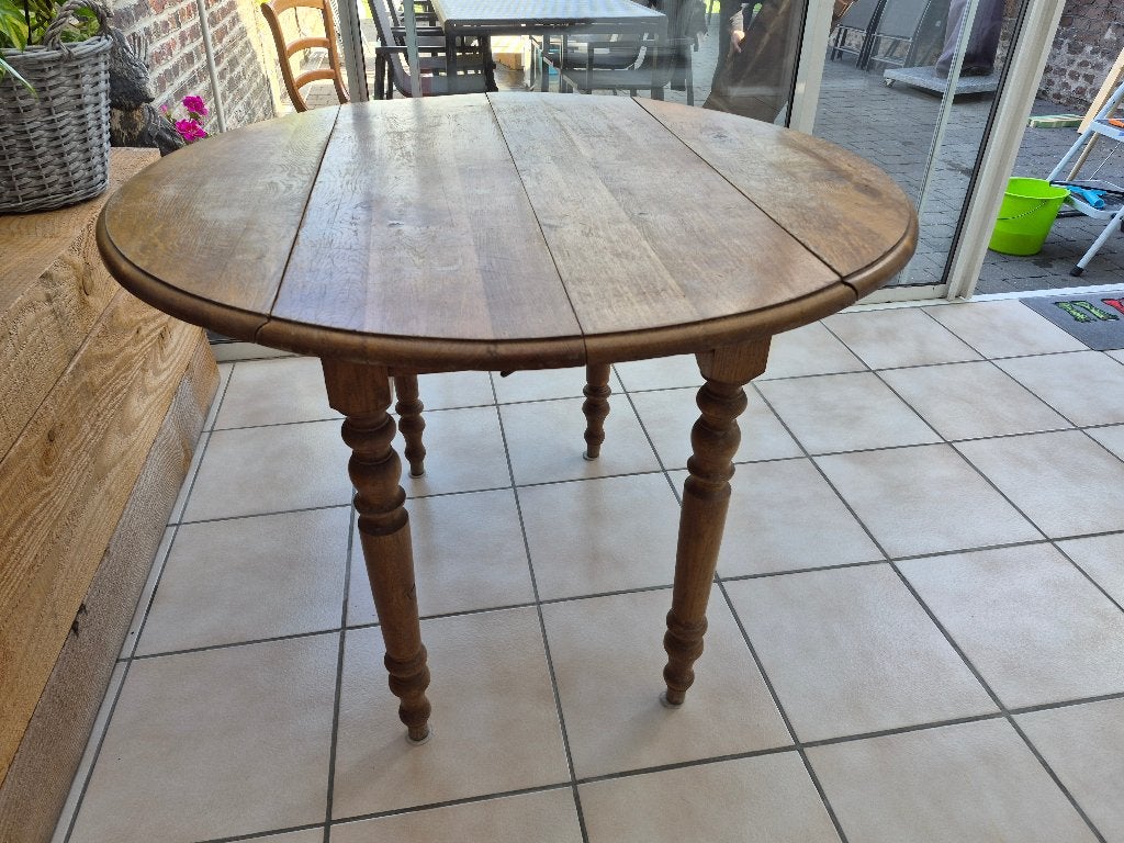 Table ronde 105cm + allonge 35cm et 4 chaises, Maison & Meubles, 100 à 150 cm, Chêne, Quatre personnes, Enlèvement
