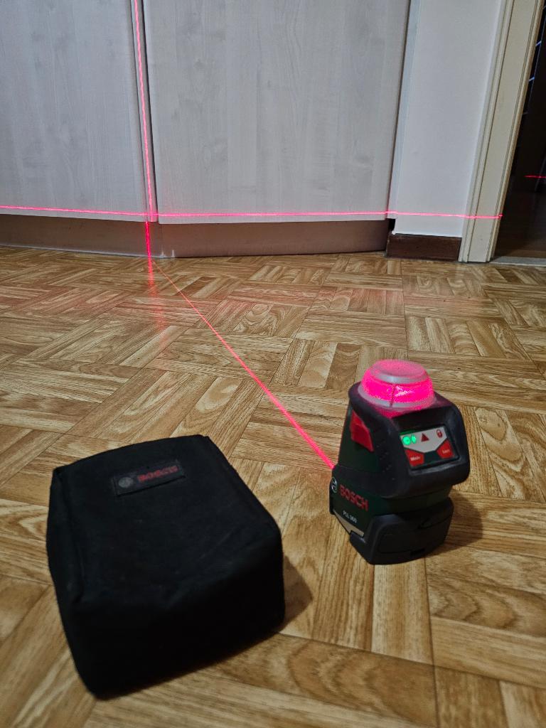 Laser à nivellement automatique Bosh à 360 degrés, Bricolage & Construction, Enlèvement ou Envoi, Comme neuf