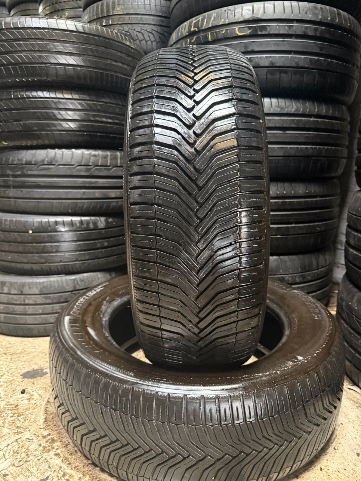 235/60/18  Michelin avec montage et équilibrage, Autos : Pièces & Accessoires, Commande, Enlèvement